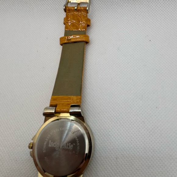 Lady Katie Skull Dial Crystal Watch - Picture 14 of 16